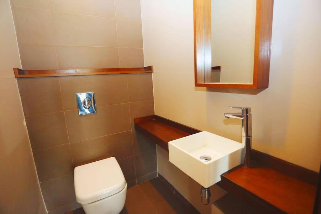 Luxury Apartment At Corniche , Seaview Close Beach Casablanca Eksteriør billede