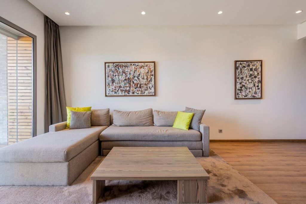 Luxury Apartment At Corniche , Seaview Close Beach Casablanca Eksteriør billede